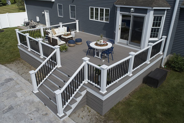 deck contractors